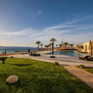 Luxotel & Only 15 Years فندق العقبة